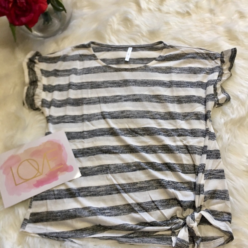 NWT d.n.a couture ruffle sleeve shirt